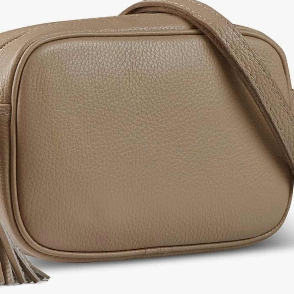 Camera bag style pebbled leather purse crossbody with two straps - Picture 3 of 3